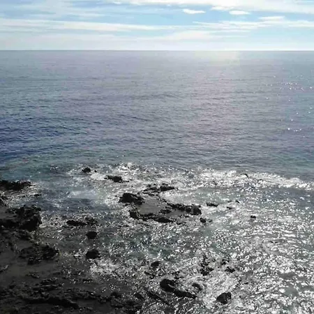 Backpackers Eras 旅馆 *